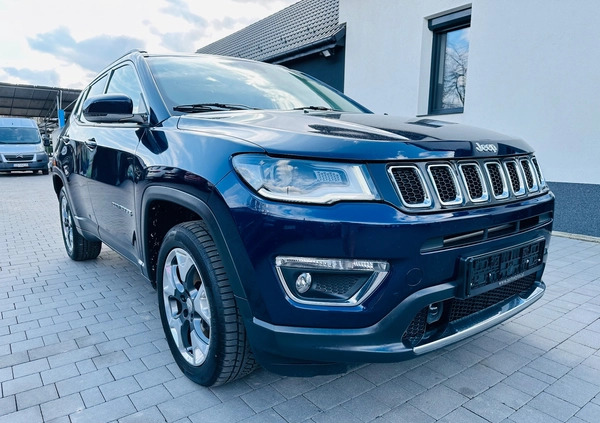 Jeep Compass cena 58500 przebieg: 119000, rok produkcji 2018 z Włoszczowa małe 742